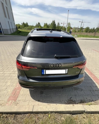 Audi A4 cena 159000 przebieg: 165000, rok produkcji 2019 z Lublin małe 301